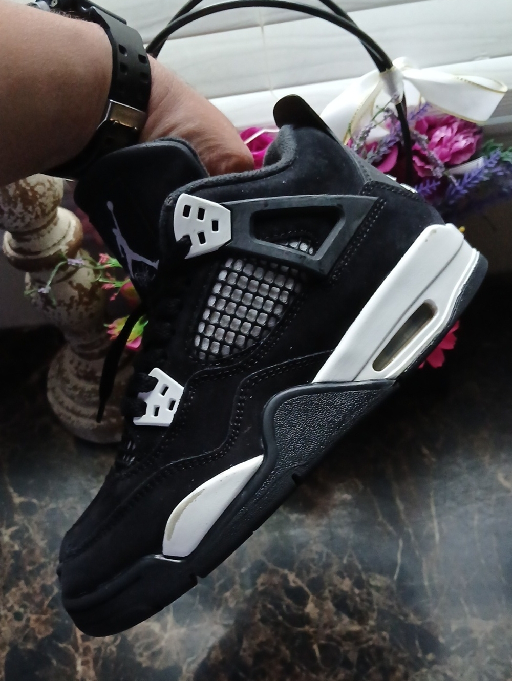 Jordan 4 Retro Streetwear/Lifestyle Shoes Size 4.5 Youth/6 Women